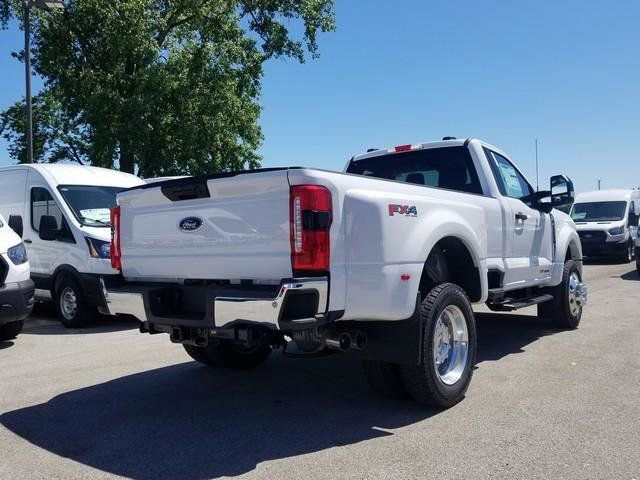 New 2026 Ford F450 XLT w/ 360-Degree Camera Package AWD/4WD image 4