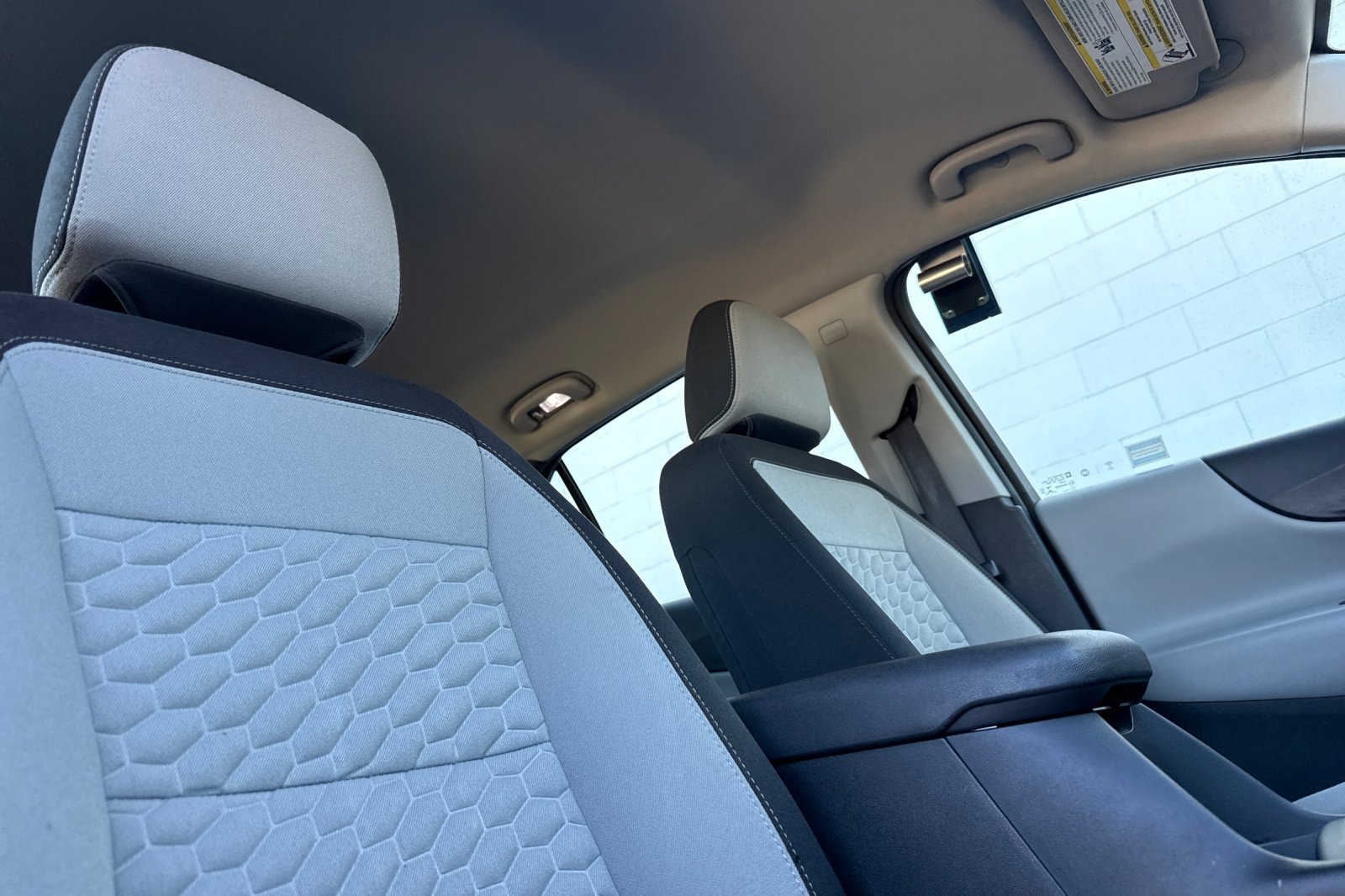 Used 2019 Chevrolet Equinox LS AWD/4WD image 17