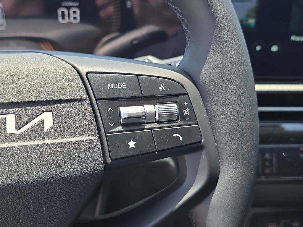 New 2026 Kia Sportage LX FWD image 31