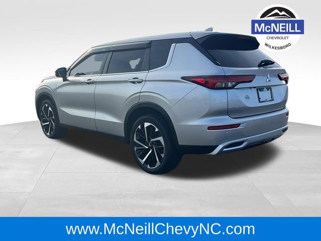 Used 2022 Mitsubishi Outlander SE image 5