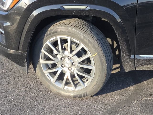 New 2026 GMC Terrain Denali w/ LPO, Floor Liner Package image 25