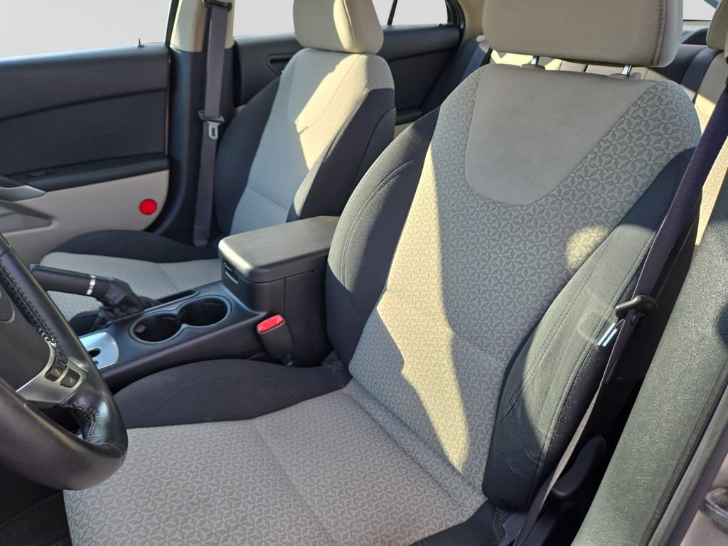 Used 2009 Pontiac G6 Sedan w/ Sport Package 2 FWD image 22