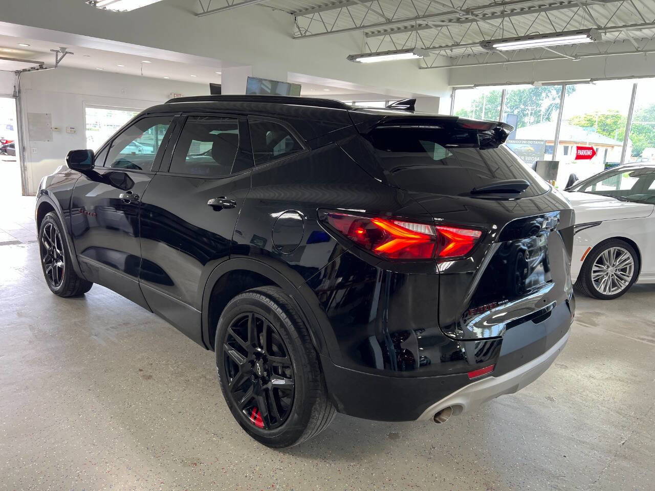Used 2021 Chevrolet Blazer LT w/ Redline Edition image 7
