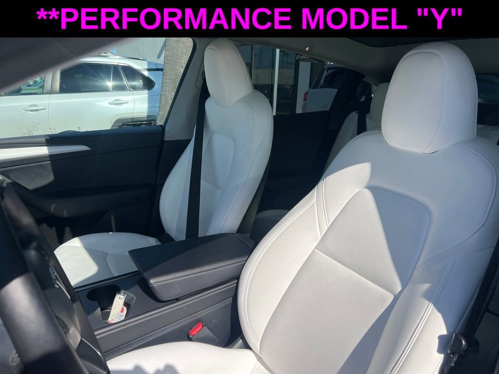 Used 2023 Tesla Model Y Performance image 41