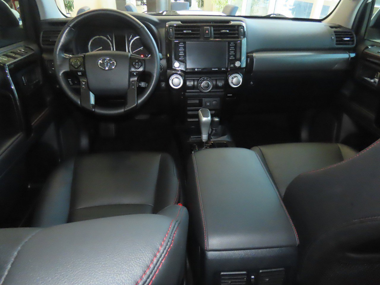 Used 2024 Toyota 4Runner TRD Off-Road Premium w/ Off Road Premium Plus Package AWD/4WD image 17