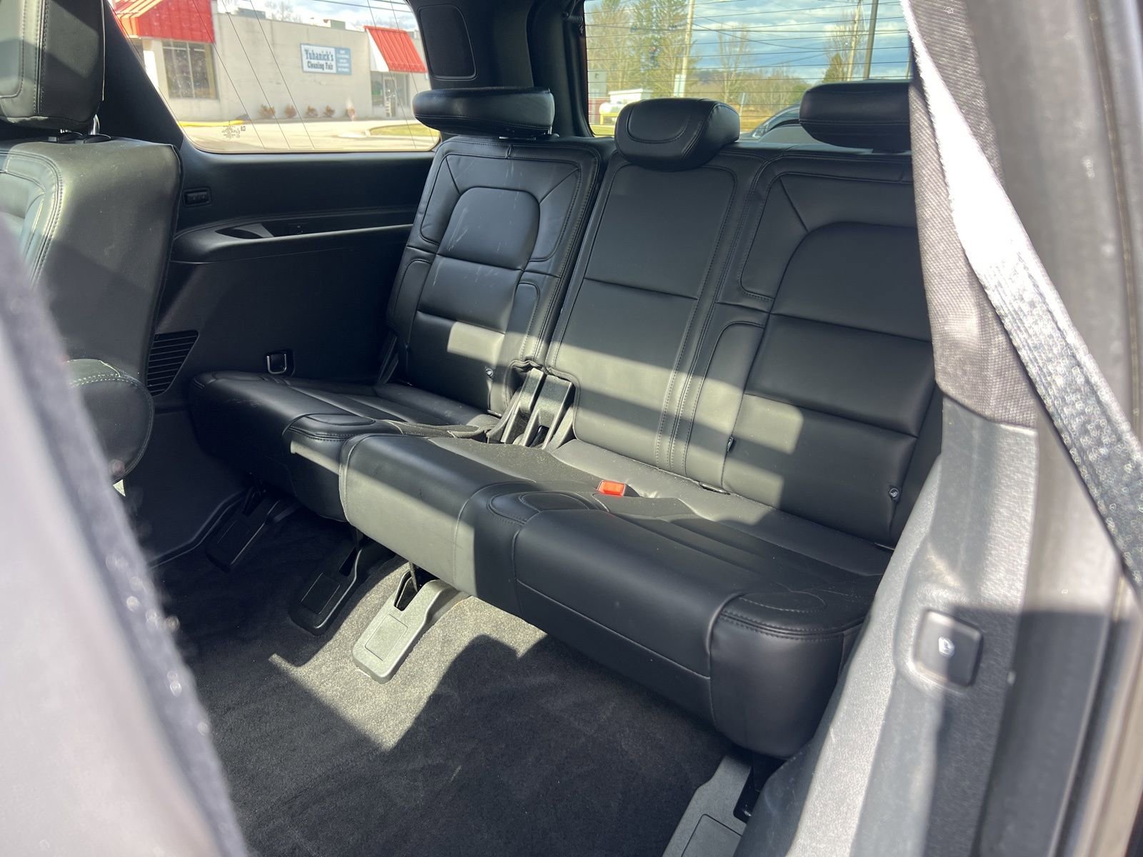 Used 2021 Lincoln Navigator Reserve image 28