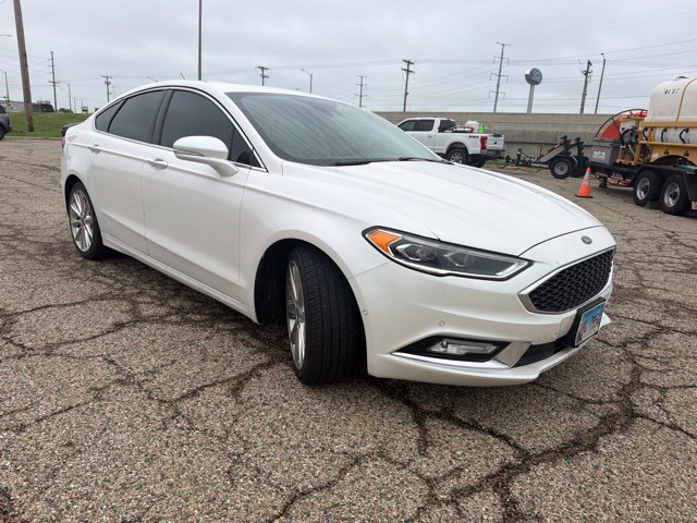 Used 2018 Ford Fusion Platinum FWD image 2