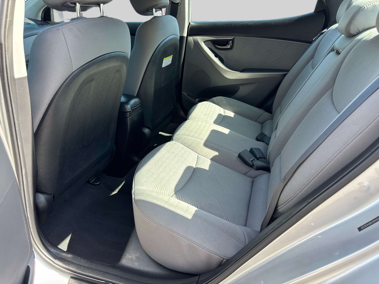 Used 2013 Hyundai Elantra GLS w/ Preferred Pkg FWD image 9