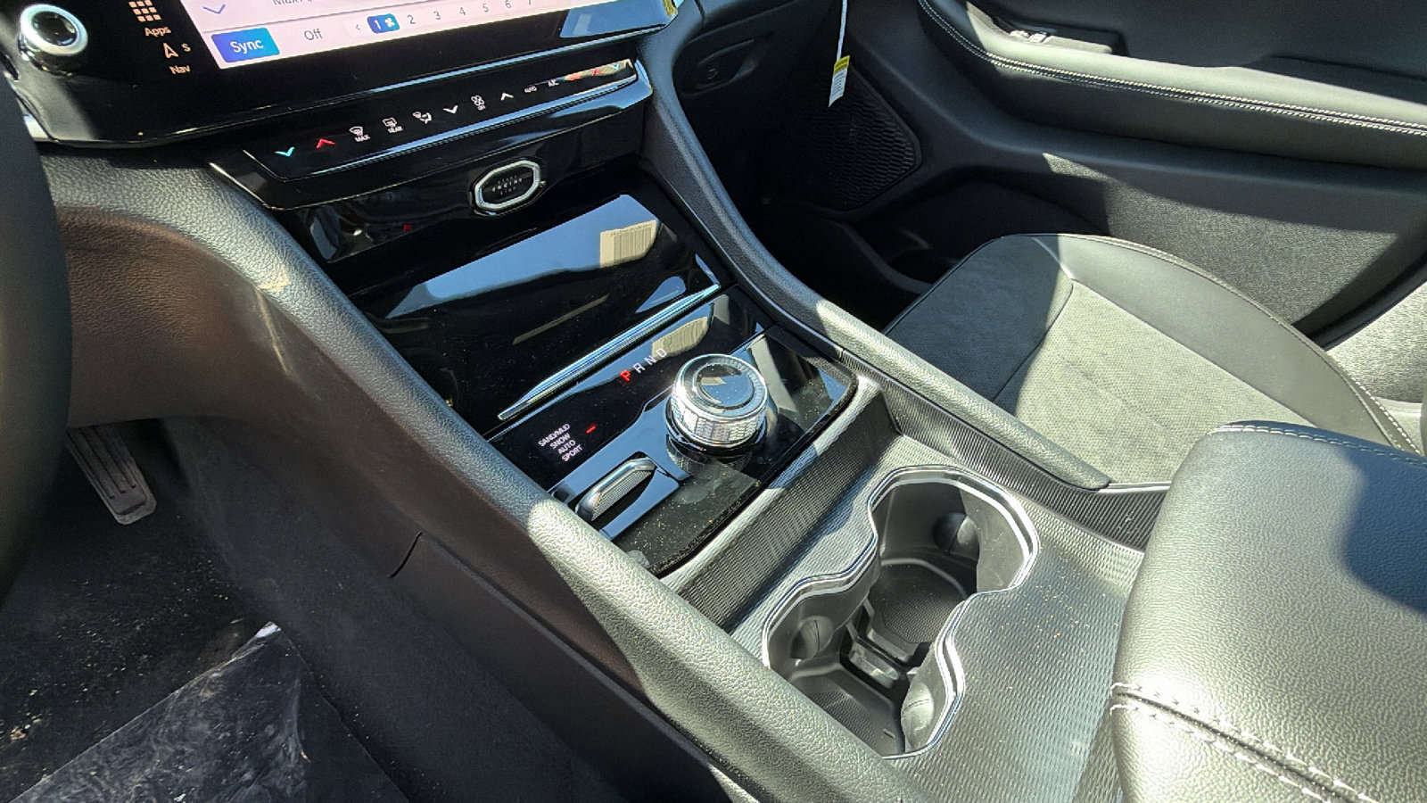 New 2026 Jeep Grand Cherokee L 4WD image 26