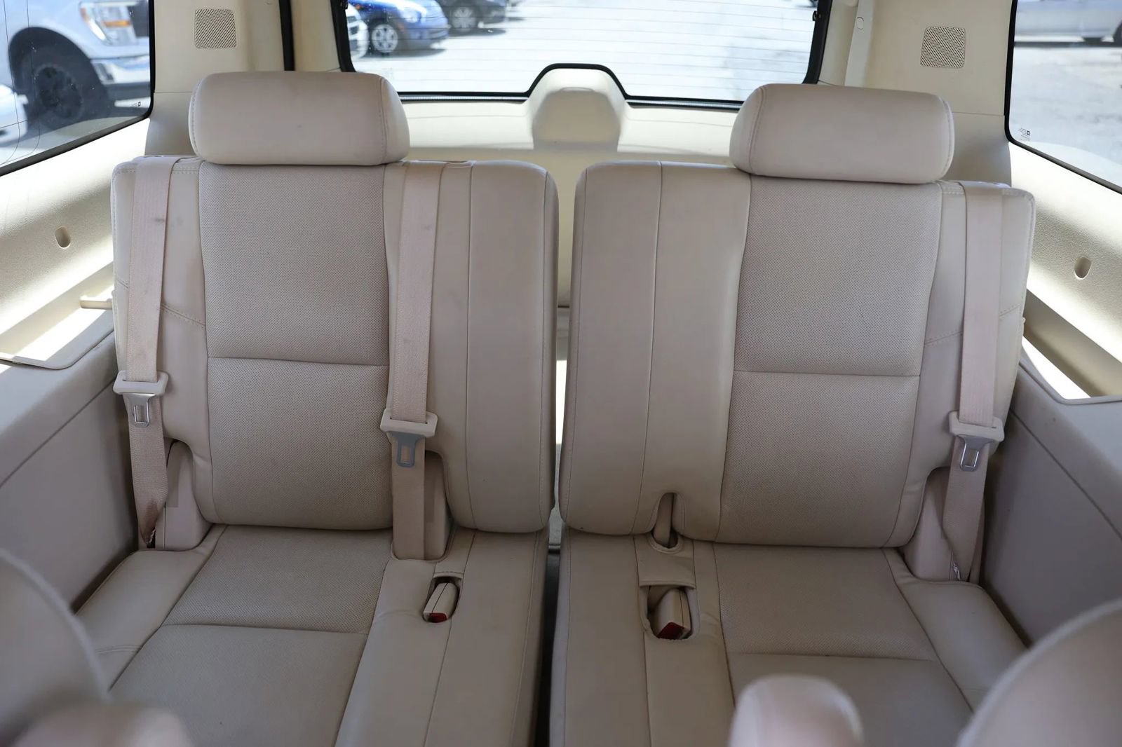 Used 2007 Cadillac Escalade ESV AWD w/ Information Package image 16