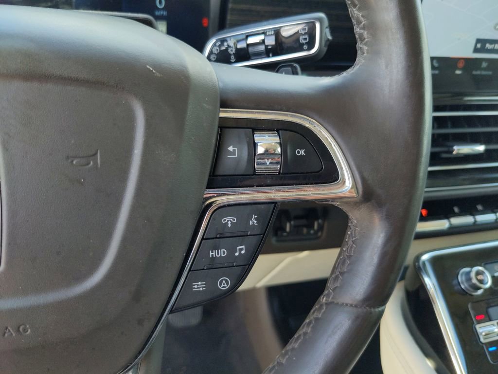 Used 2022 Lincoln Navigator L Black Label AWD/4WD image 28