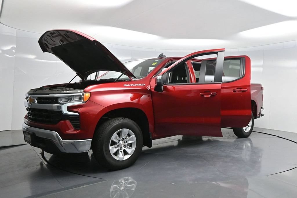 Used 2024 Chevrolet Silverado 1500 LT w/ Convenience Package II RWD image 34