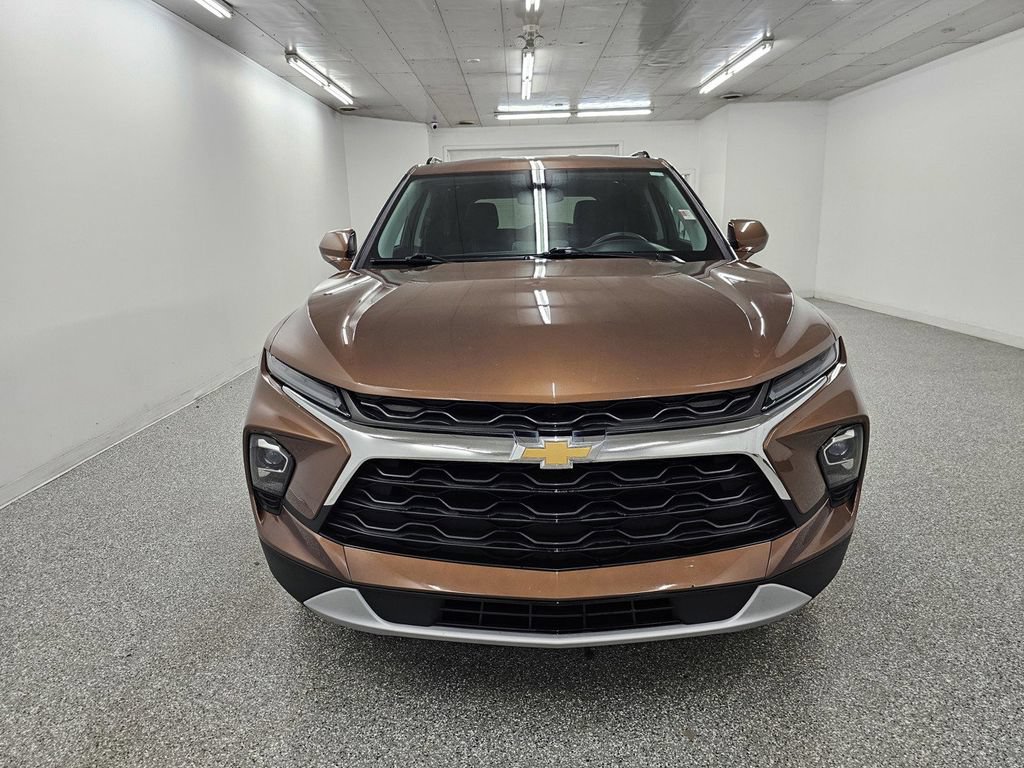 Used 2023 Chevrolet Blazer LT w/ Convenience Package FWD image 2