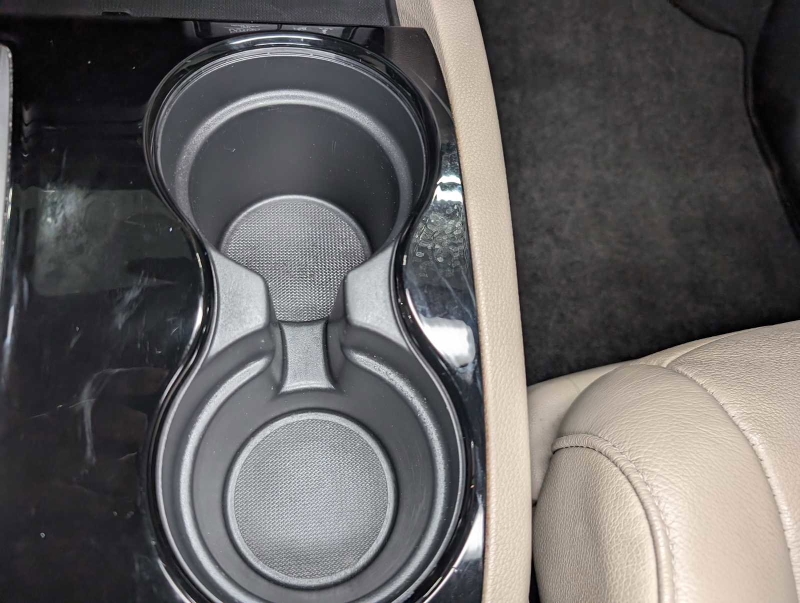 Used 2016 Honda Pilot Touring image 31