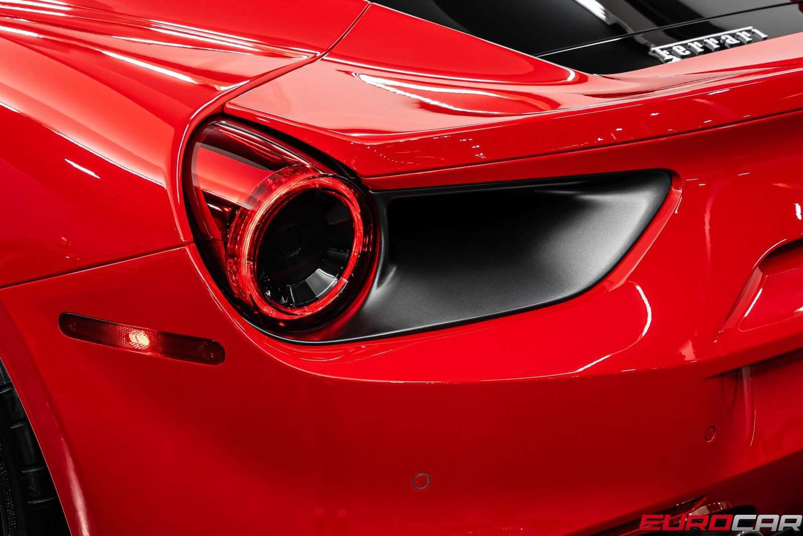 Used 2019 Ferrari 488 GTB RWD image 21