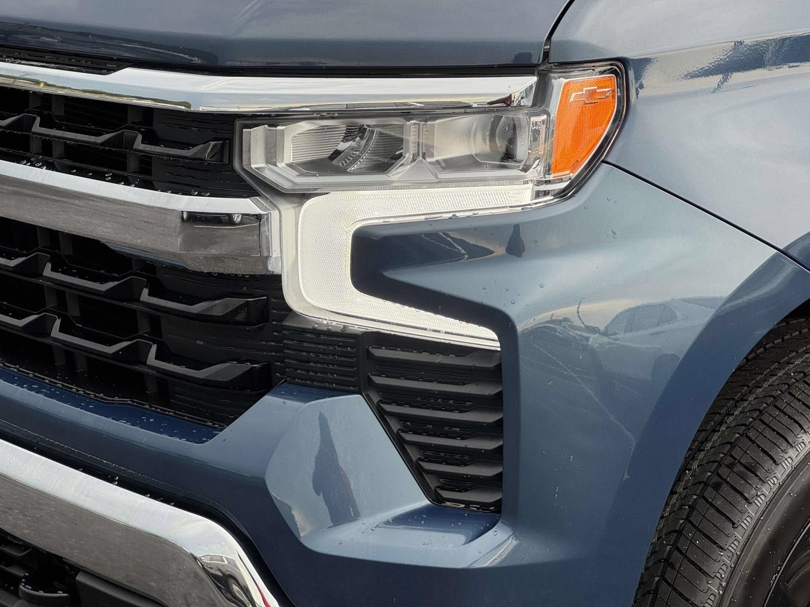 Used 2024 Chevrolet Silverado 1500 LT AWD/4WD image 26