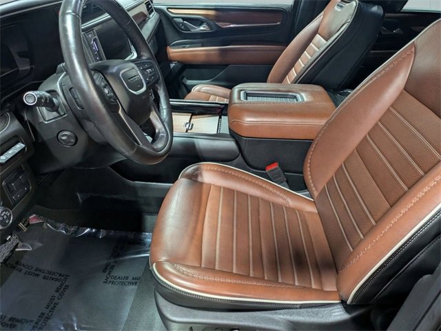 Used 2024 GMC Yukon XL Denali Ultimate image 12