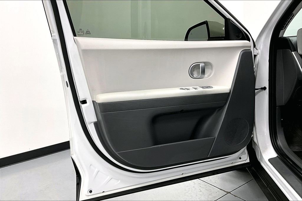 Used 2022 Hyundai Ioniq 5 SE w/ Cargo Package image 20