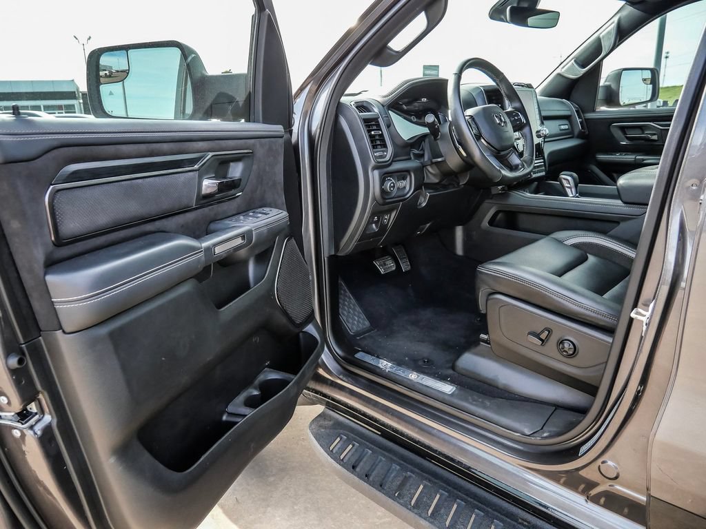Used 2025 RAM 1500 RHO AWD/4WD image 31