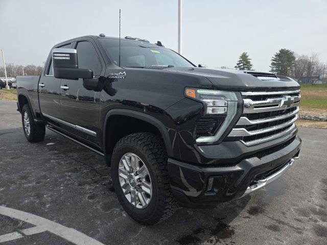 Used 2024 Chevrolet Silverado 3500 High Country w/ High Country Premium Package AWD/4WD image 1