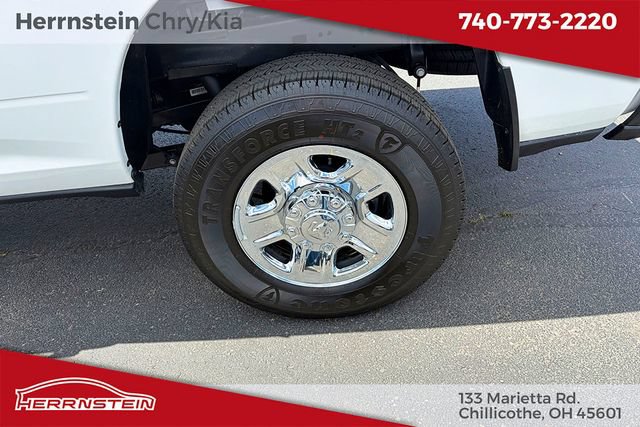 Used 2026 RAM 2500 Tradesman w/ Chrome Appearance Group AWD/4WD image 21