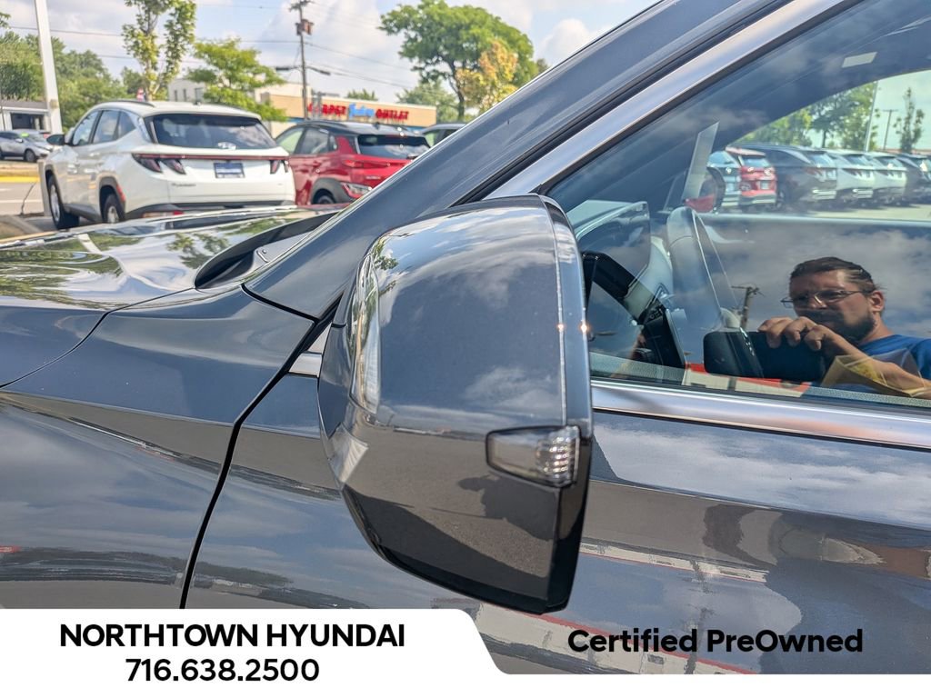 Used 2022 Hyundai Palisade Calligraphy image 47