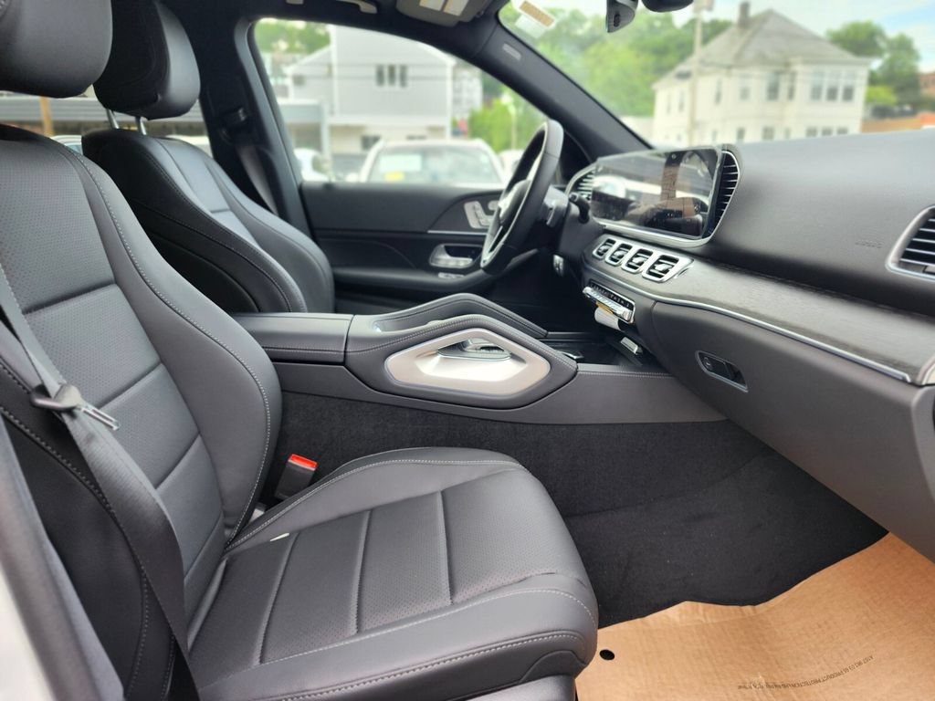 New 2026 Mercedes-Benz GLE 450 4MATIC image 11