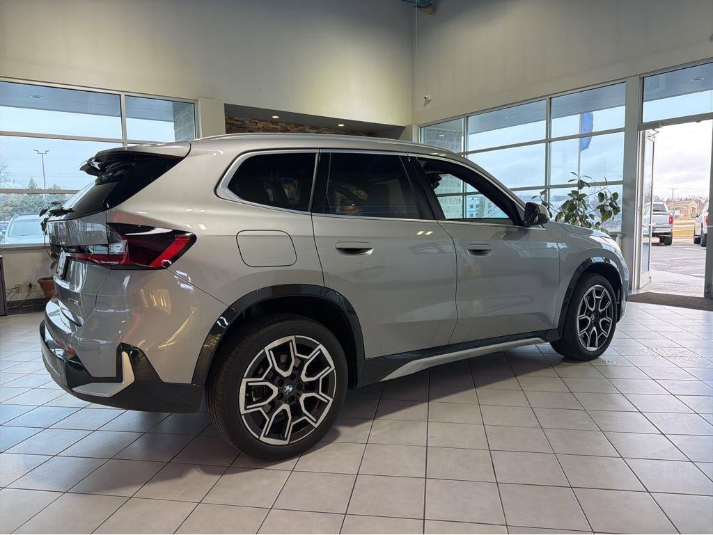 Used 2024 BMW X1 xDrive28i AWD/4WD image 12