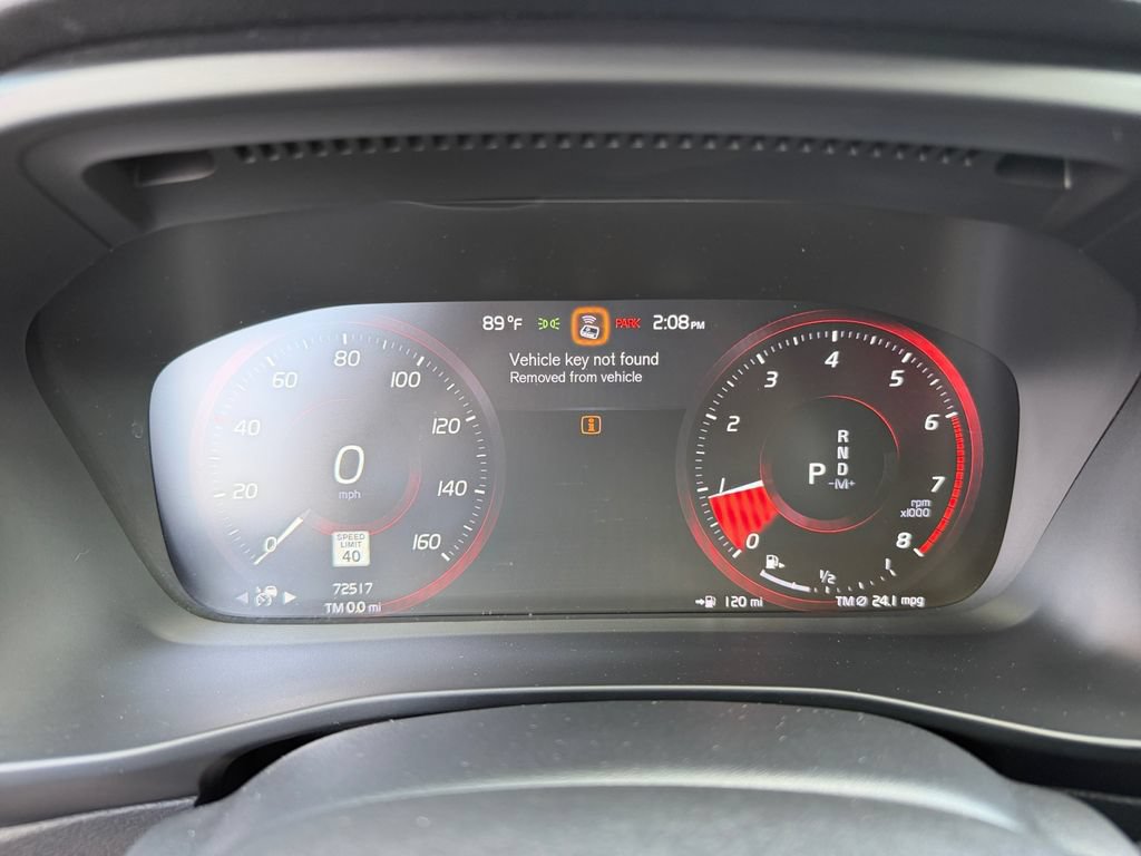 Used 2020 Volvo XC40 T5 R-Design w/ Protection Package Premier AWD/4WD image 26