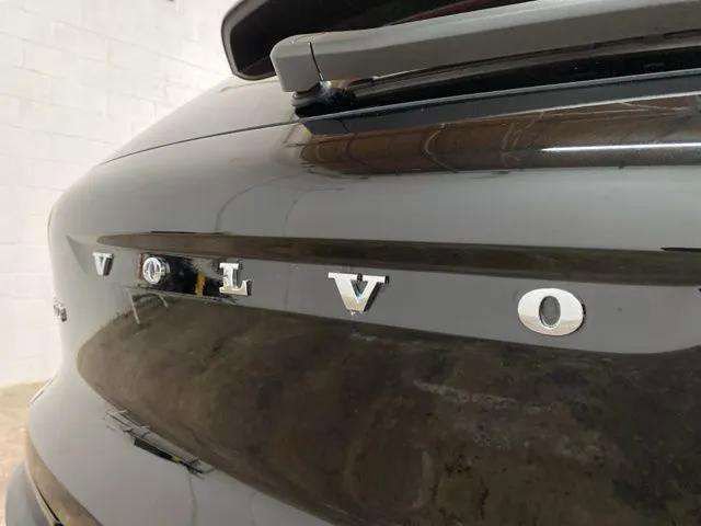 Used 2025 Volvo XC40 B5 Core image 98