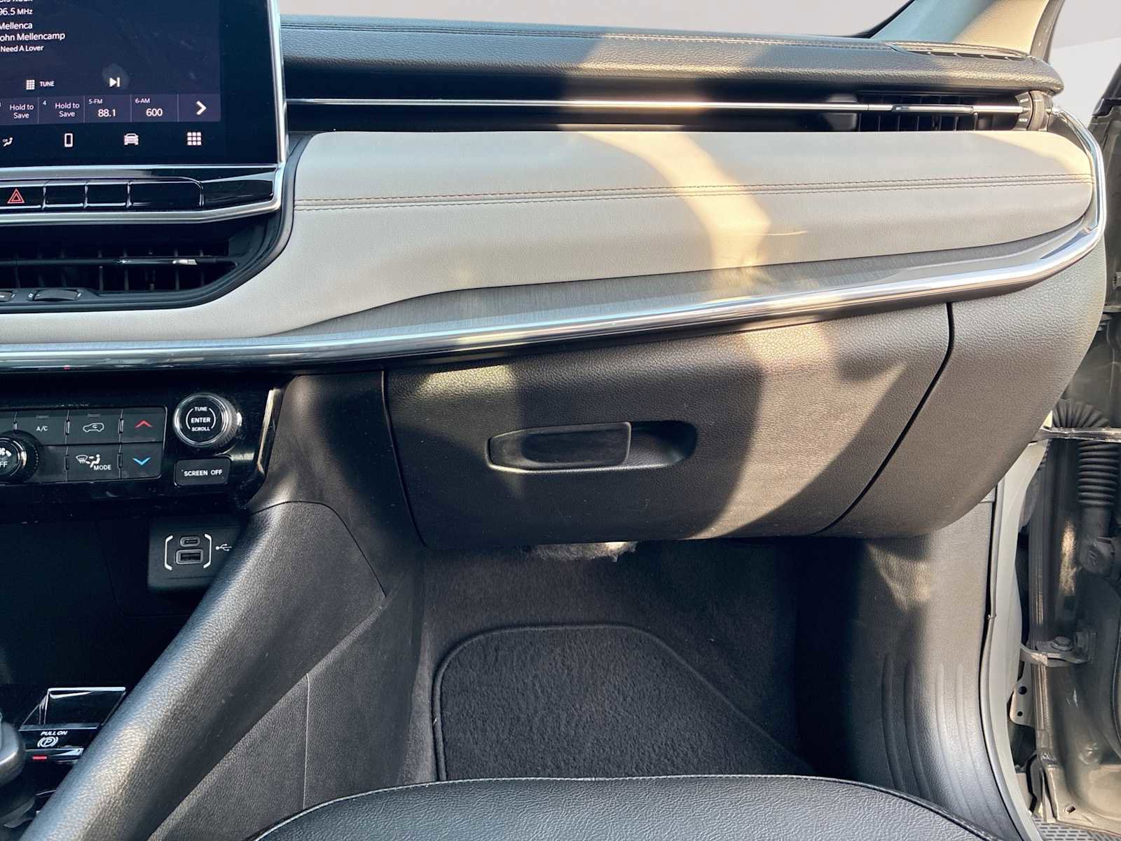 Used 2022 Jeep Compass Limited image 28