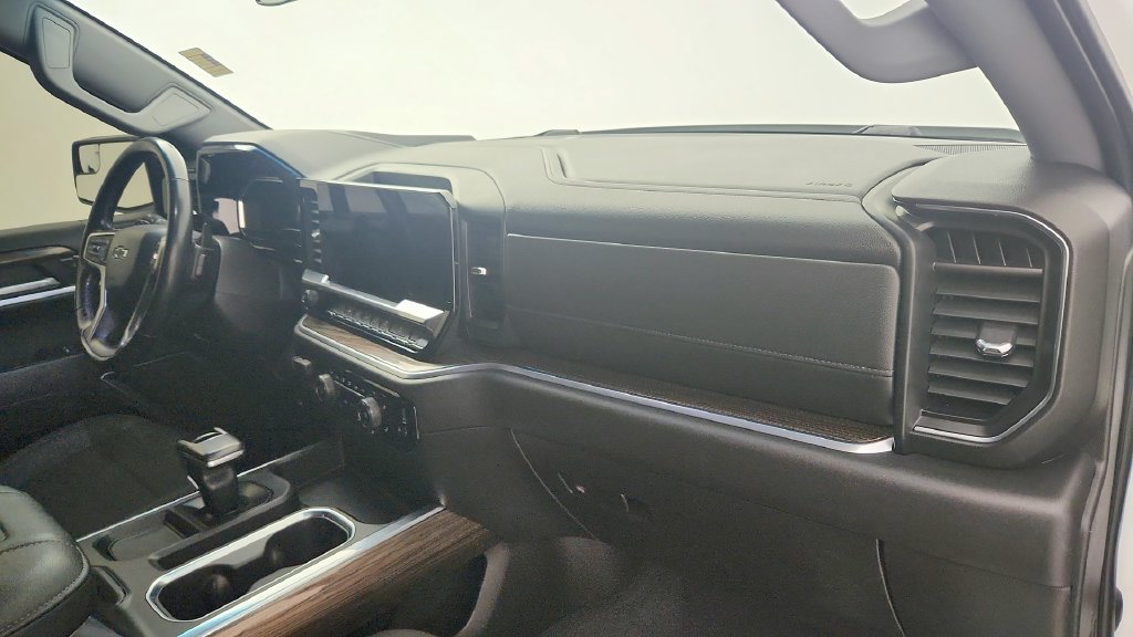 Used 2022 Chevrolet Silverado 1500 RST AWD/4WD image 29