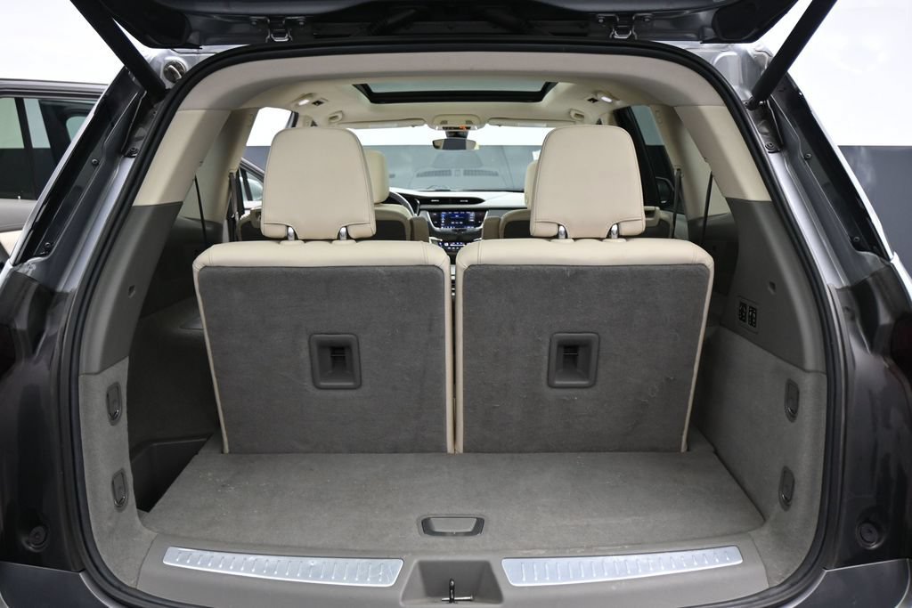 Used 2020 Cadillac XT6 Premium Luxury FWD image 30