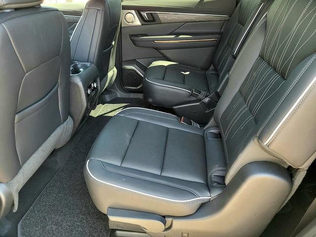 New 2026 Buick Enclave Avenir w/ Super Cruise Package AWD/4WD image 11