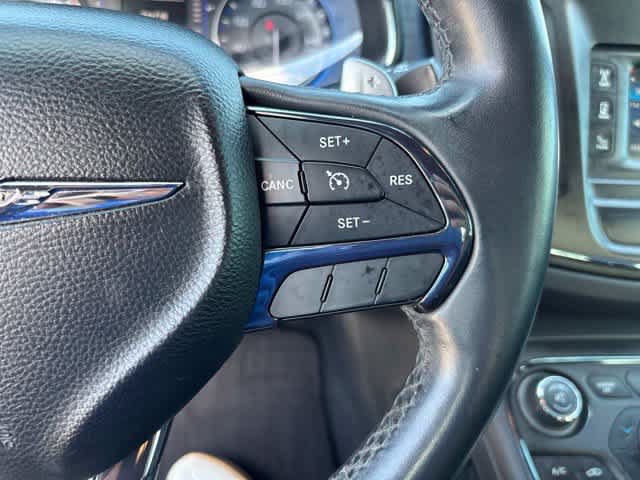 Used 2015 Chrysler 200 S FWD image 12
