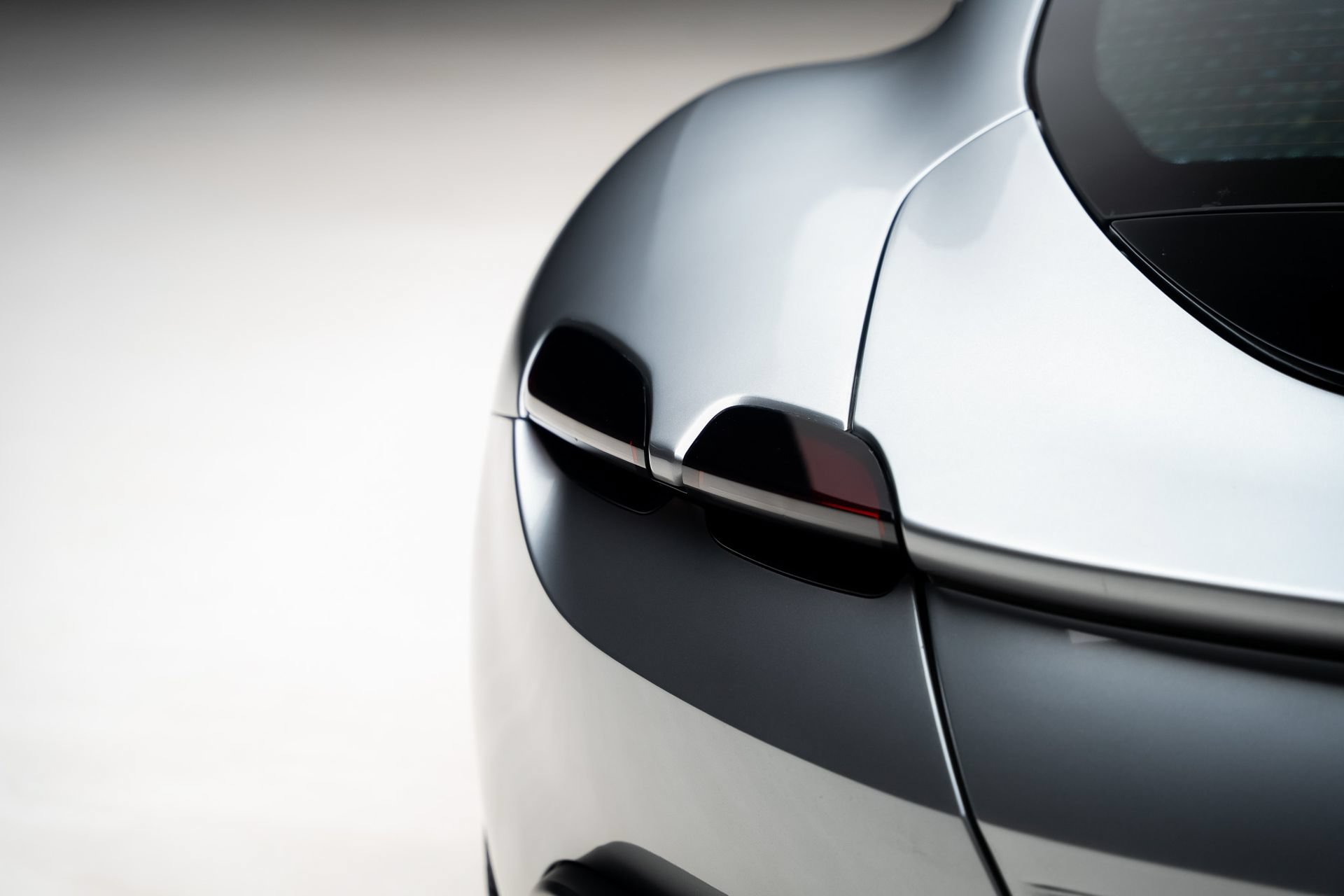 Used 2021 Ferrari Roma RWD image 29