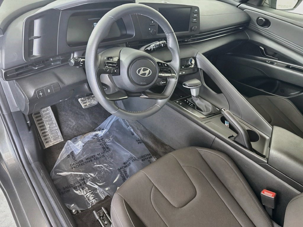Used 2026 Hyundai Elantra Sport FWD image 22