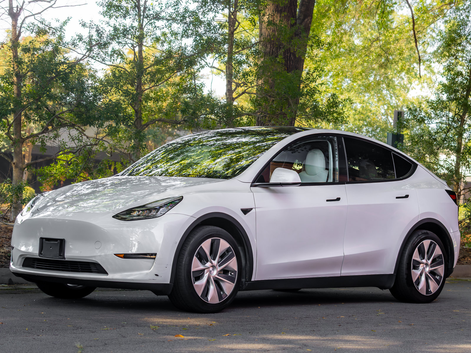 Used 2020 Tesla Model Y Long Range AWD/4WD image 53