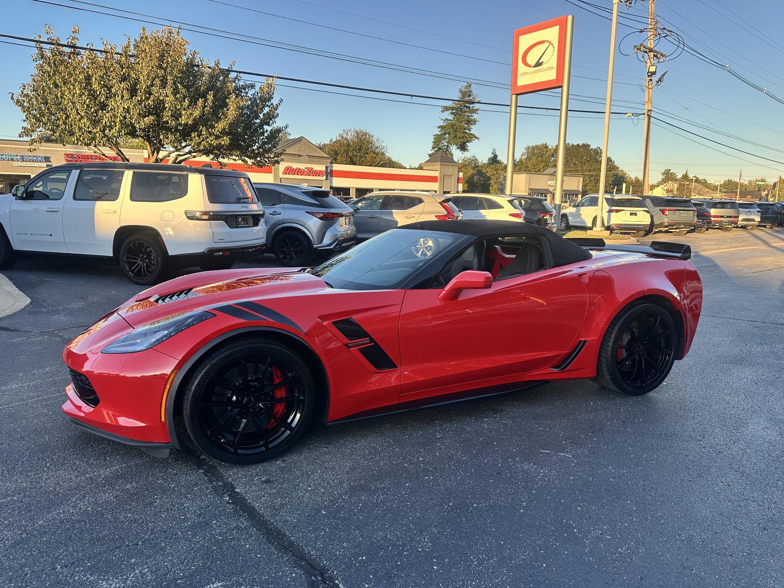 Used 2019 Chevrolet Corvette Grand Sport w/ Carbon Flash Badge Package RWD image 11