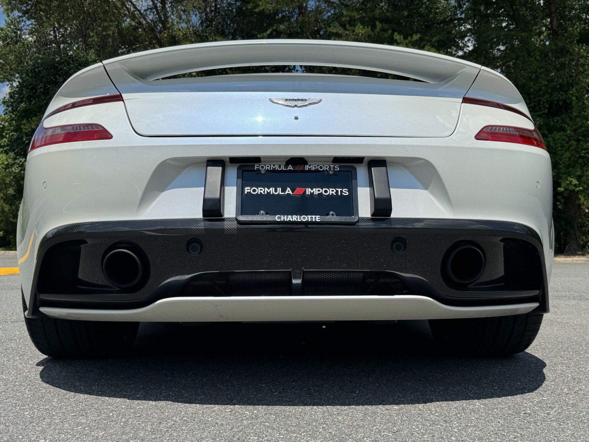 Used 2014 Aston Martin Vanquish Coupe RWD image 27