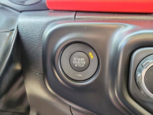 Certified 2022 Jeep Wrangler Unlimited Rubicon AWD/4WD image 16