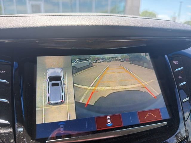 Used 2019 Cadillac Escalade Premium Luxury image 17