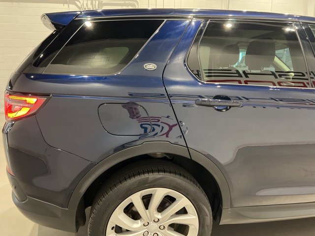 Used 2023 Land Rover Discovery Sport S image 6