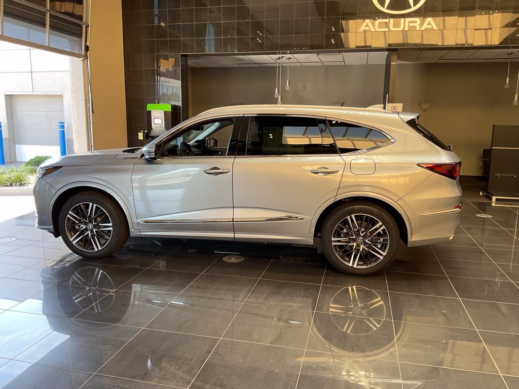 New 2026 Acura MDX w/ Advance Package AWD/4WD image 5