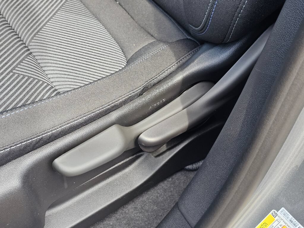 New 2027 Chevrolet Bolt LT FWD image 31