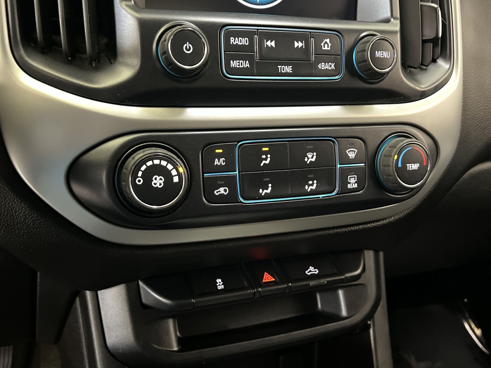 Used 2016 Chevrolet Colorado LT w/ LT Convenience Package RWD image 20