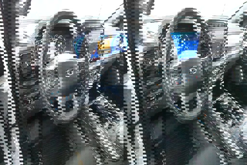 Certified 2023 Ford F150 Lariat w/ Equipment Group 502A High image 27