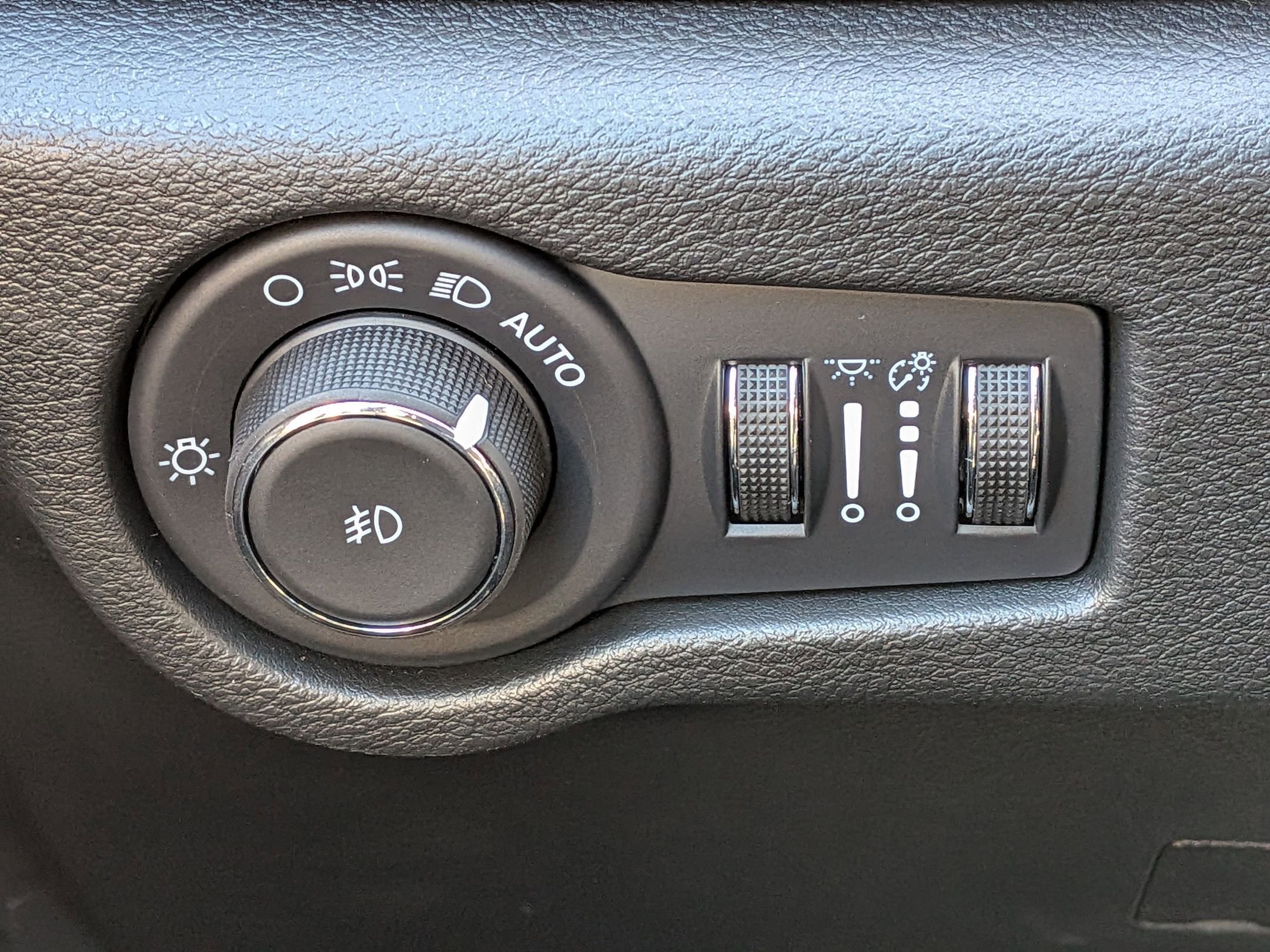 New 2026 Chrysler Pacifica Select image 19