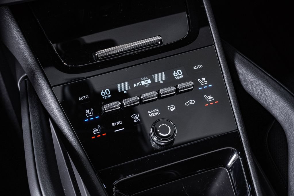 New 2026 Porsche Cayenne AWD/4WD image 24