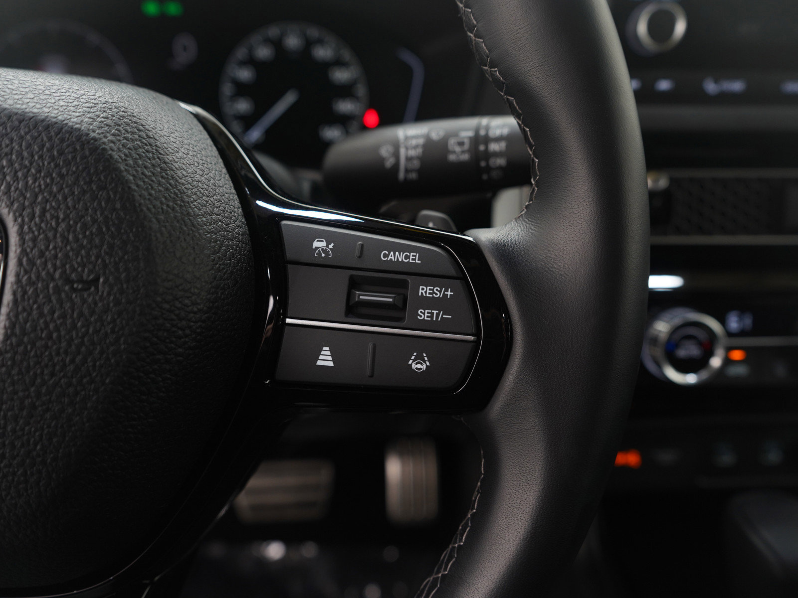 Used 2025 Honda Civic Sport image 25